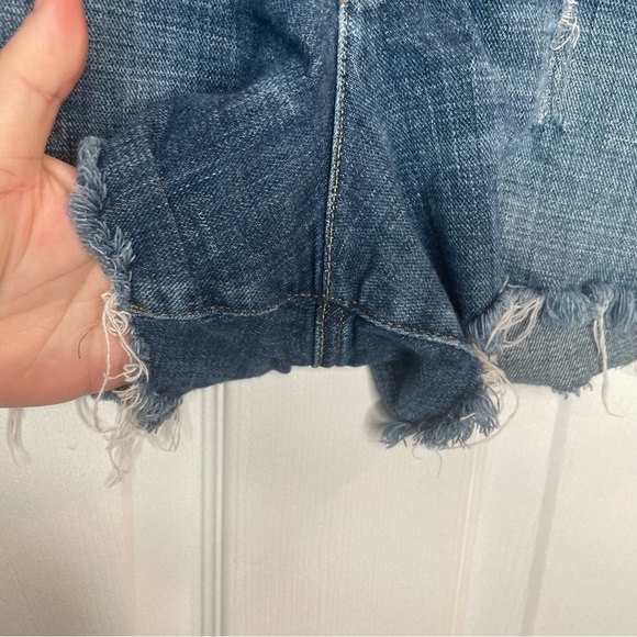 Lucky Brand Rosewood The Cutoff Frayed Embroidered Stretch Jean Shorts 12/31 - Picture 10 of 16